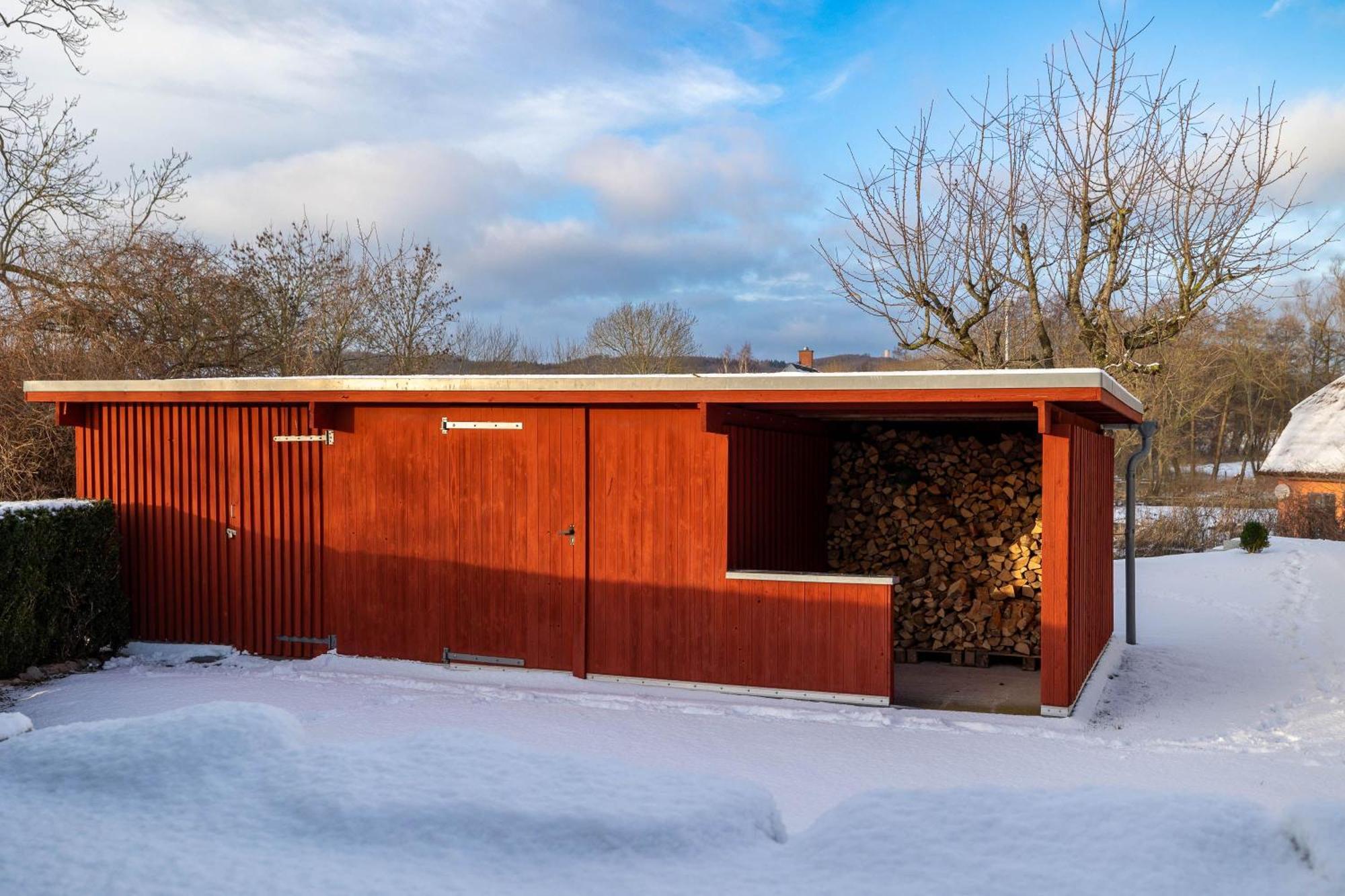 Ferienhaus Preetz 1A - Idylle Unter Reet Burtevitz エクステリア 写真